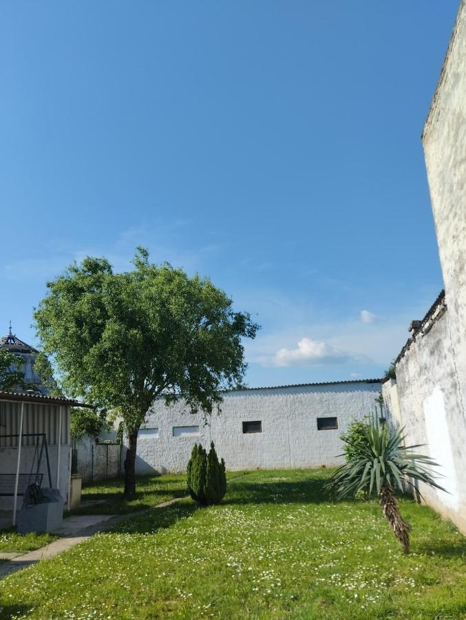 Marija Apartman Osijek Exterior photo
